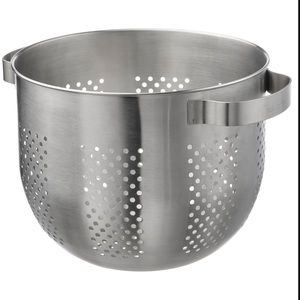NEW - colander - stainless steel - deep with stable base